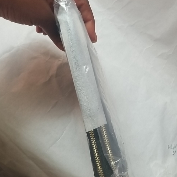 Coach double Zip Wallet NWT brown and Black - Picture 9 of 12